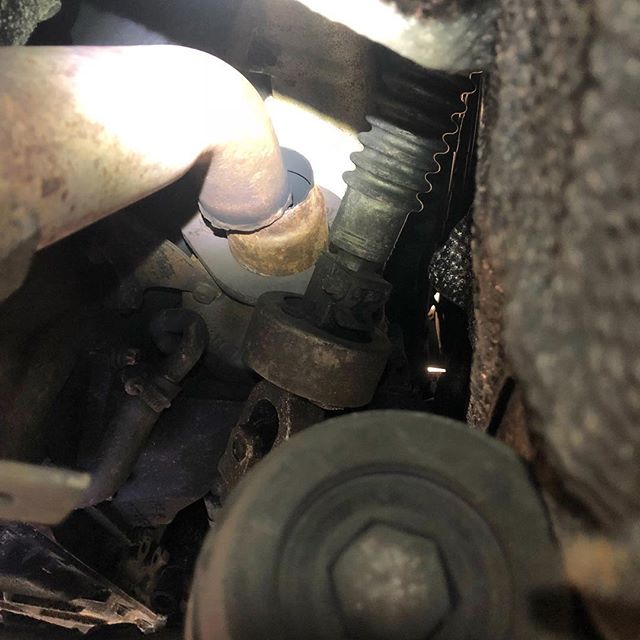 #ohno #snapped #soundslikeatractor #ffs #mondaymotivation