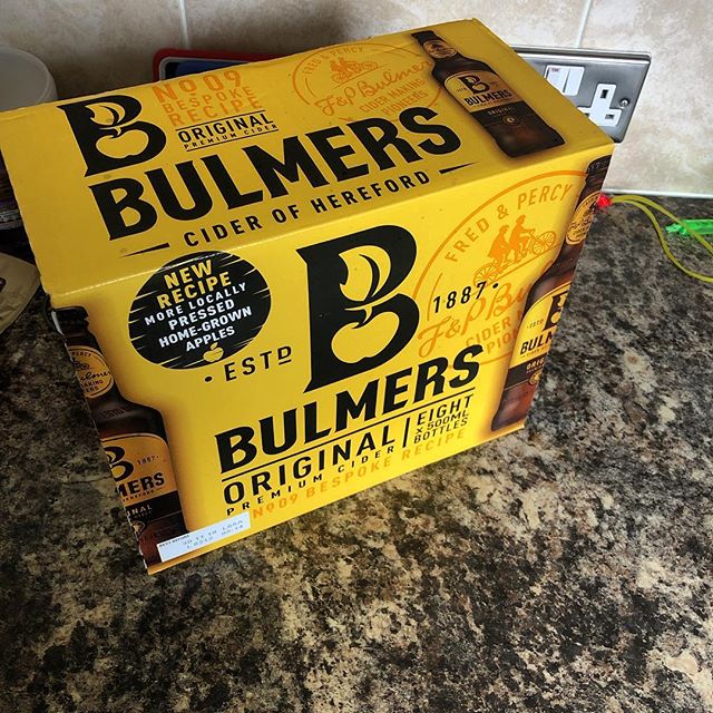 #goodneighbours #guineapigs #petsitting #bulmers #didntneedto #goonthen